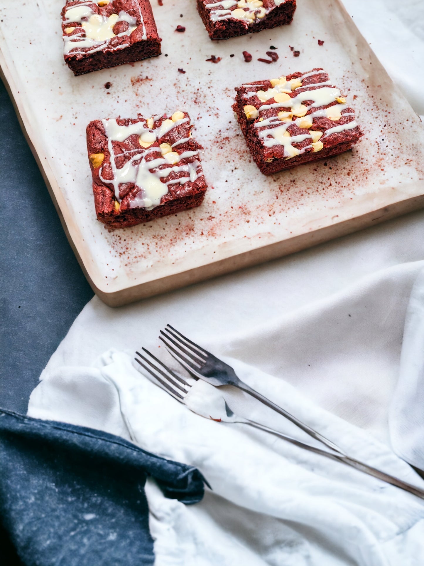 Velvet Rouge Brownies (1/2 Dozen)